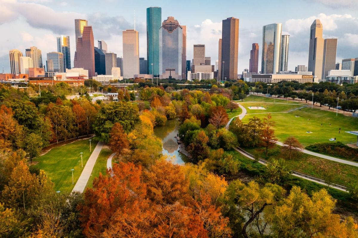 Houston_SKyline_e91e6bde-25f8-4525-93b6-0fe4c9f79307