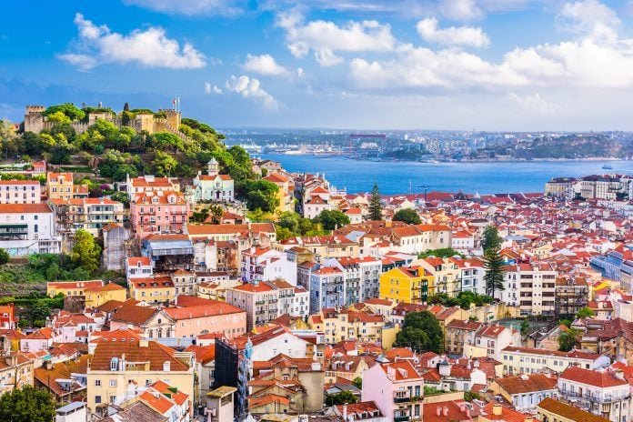 Lisbon-Skyline-small-696x464