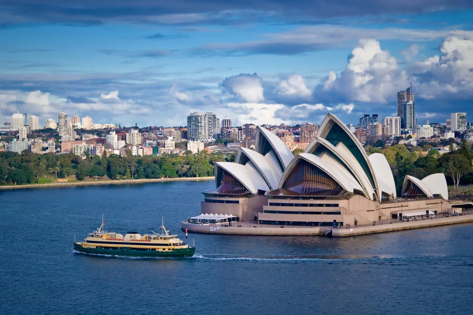 Sydney-Opera-House-Port-Jackson