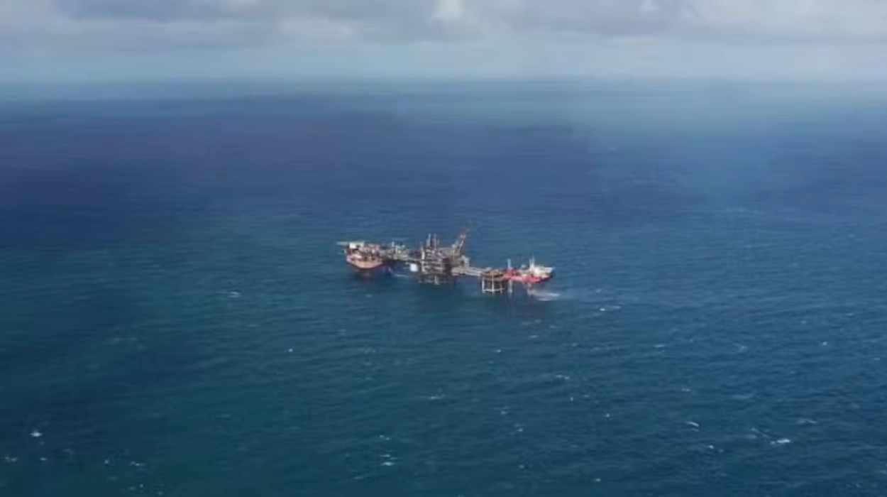 Eni CCUS Holding Completes Douglas CCS Platform in Liverpool Bay